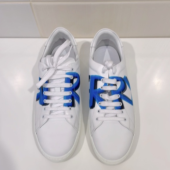 Barberry sneakers. - Picture 1 of 8